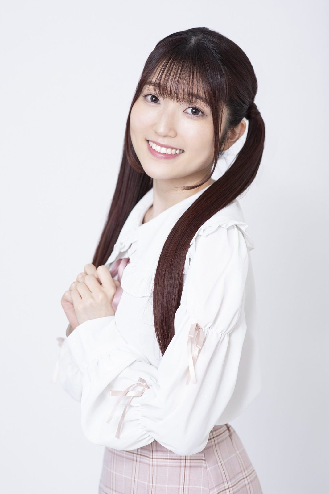 薄井友里 プロフィール　画像１